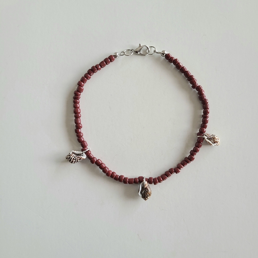 Brown Beaded Ankle Bracelet with Shell Charms - Picture 8 of 8
